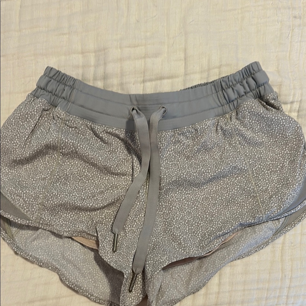 Lululemon Hotty Hot